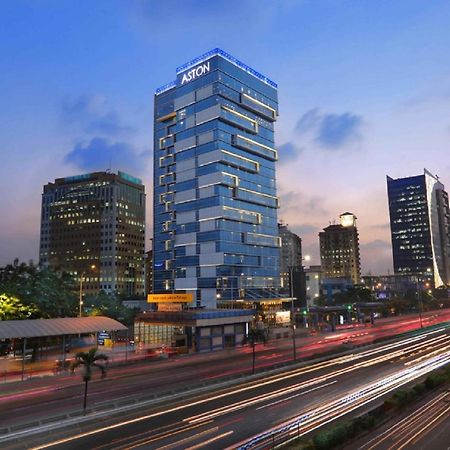 Aston Priority Simatupang Hotel And Conference Center Jakarta Exterior photo